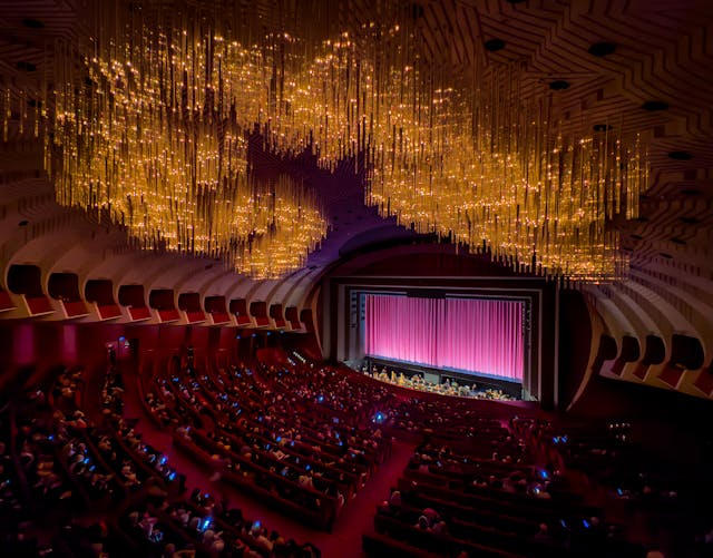homesite-4756264webappsslavasnowshowitpublicwp-contentuploads2025015-motivi-per-andare-a-teatro.jpg